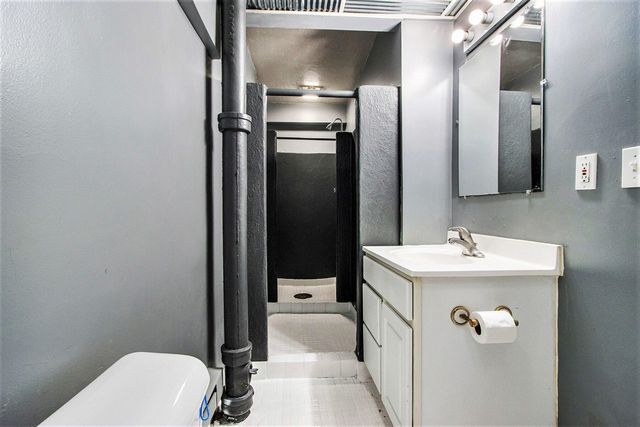 706 Locust Street, Kalamazoo, MI 49007