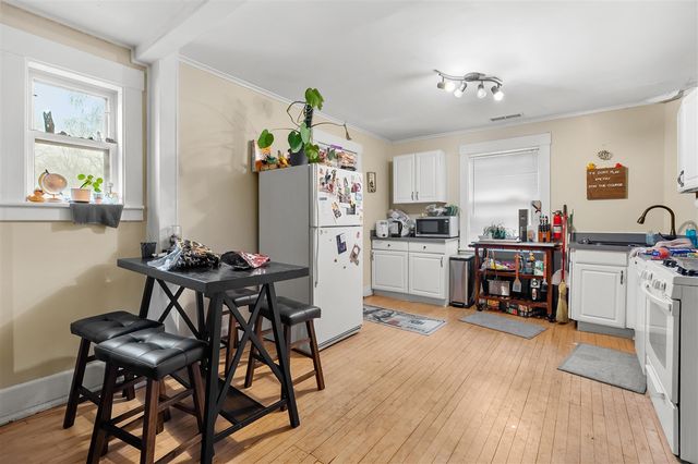 706 Locust Street, Kalamazoo, MI 49007