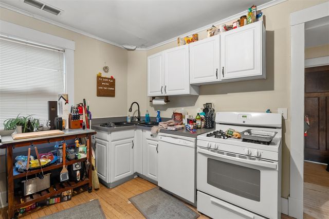 706 Locust Street, Kalamazoo, MI 49007