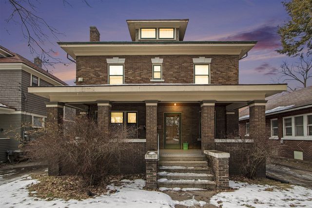 706 Locust Street, Kalamazoo, MI 49007