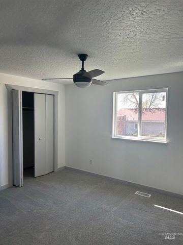 55 S Taffy Dr., Nampa, ID 83687