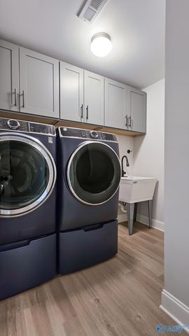 16504 Eden Drive, Athens, AL 35613