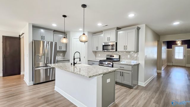 16504 Eden Drive, Athens, AL 35613