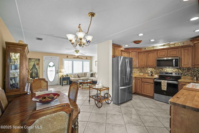 663 Bermuda Road, Cocoa Beach, FL 32931