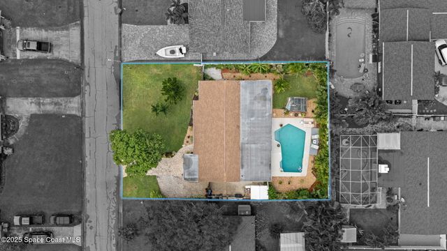 663 Bermuda Road, Cocoa Beach, FL 32931