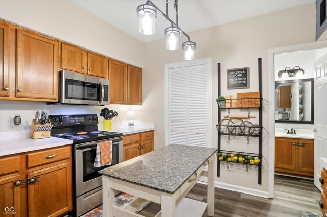 5912 Marina View Drive, Indianapolis, IN 46237