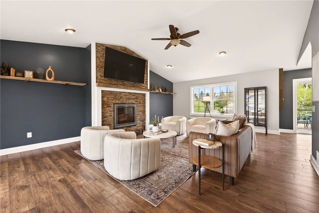 1 Grouse Point, Penfield, NY 14580