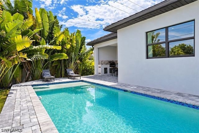 799 108th AVE N, Naples, FL 34108