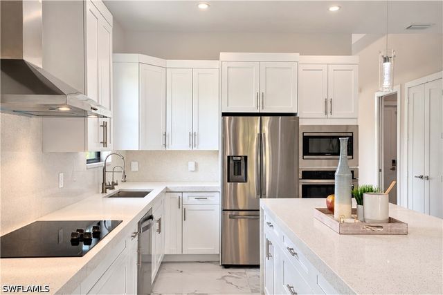 799 108th AVE N, Naples, FL 34108