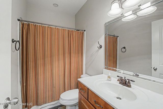 8 E Crockett Loop, Hernando, MS 38632
