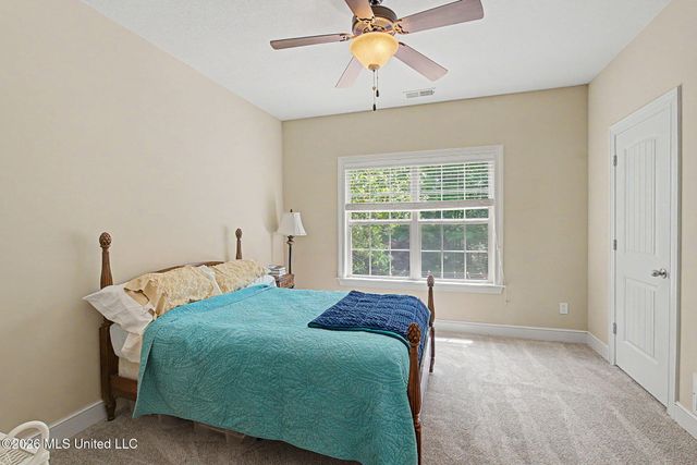 8 E Crockett Loop, Hernando, MS 38632