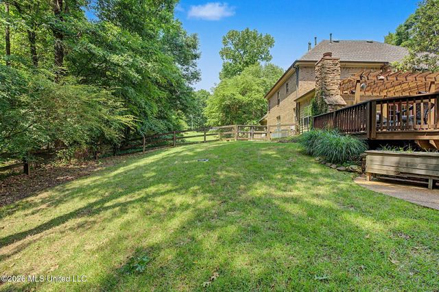 8 E Crockett Loop, Hernando, MS 38632
