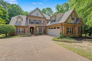 8 E Crockett Loop, Hernando, MS 38632
