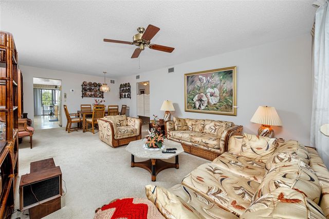 8174 TERRACE GARDEN DRIVE N 307, St Petersburg, FL 33709