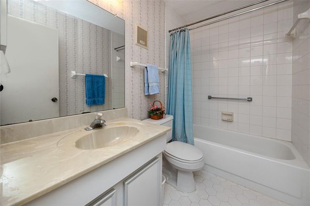 8174 TERRACE GARDEN DRIVE N 307, St Petersburg, FL 33709