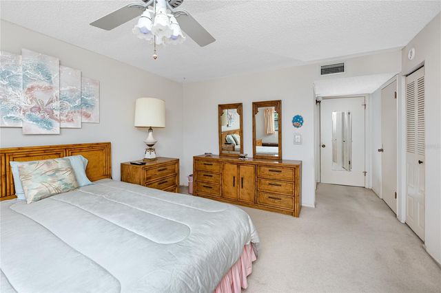 8174 TERRACE GARDEN DRIVE N 307, St Petersburg, FL 33709