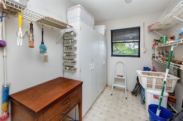 8174 TERRACE GARDEN DRIVE N 307, St Petersburg, FL 33709