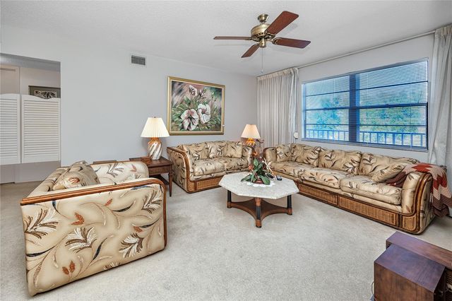 8174 TERRACE GARDEN DRIVE N 307, St Petersburg, FL 33709