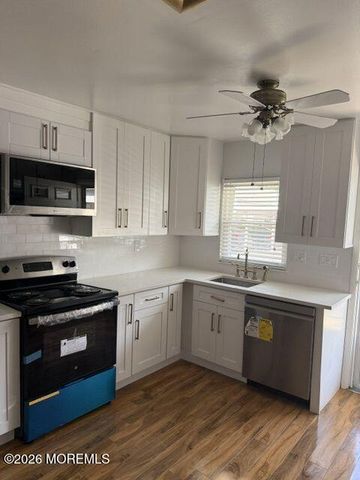 51A Cambridge Court A, Lakewood, NJ 08701