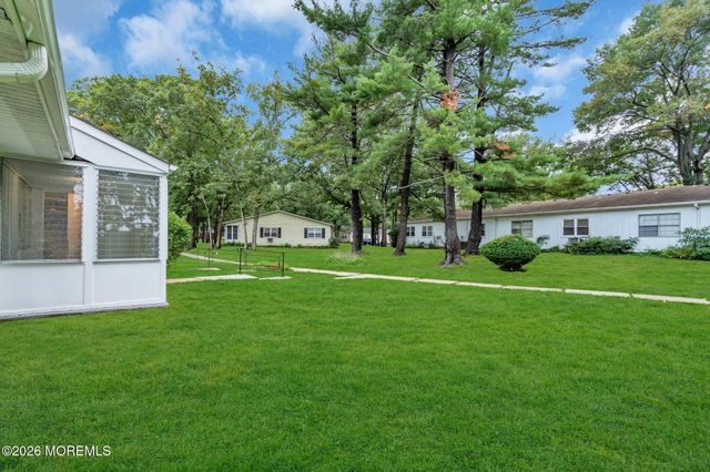 51A Cambridge Court A, Lakewood, NJ 08701