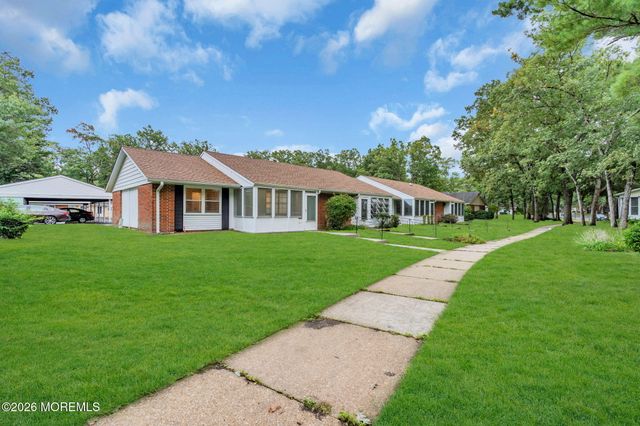 51A Cambridge Court A, Lakewood, NJ 08701