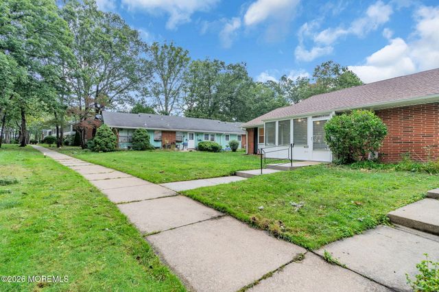 51A Cambridge Court A, Lakewood, NJ 08701