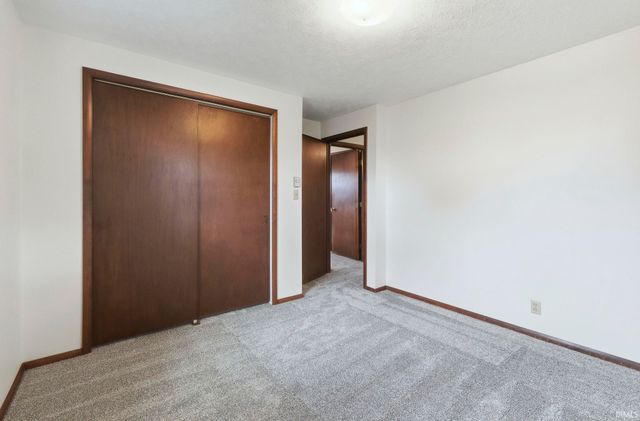 7004 E CR 550 S, Muncie, IN 47302