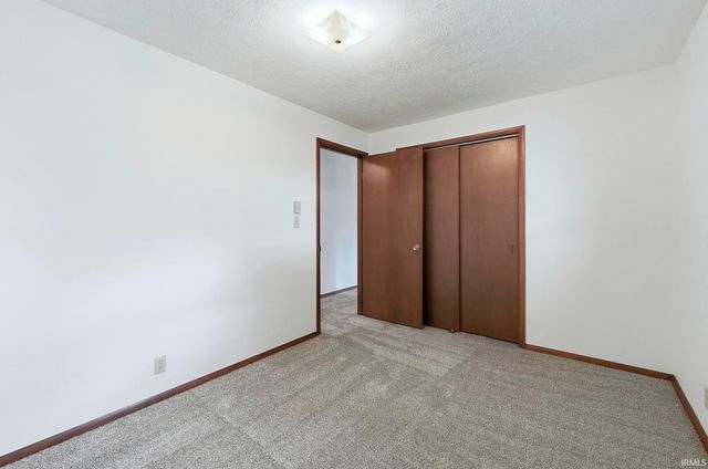 7004 E CR 550 S, Muncie, IN 47302