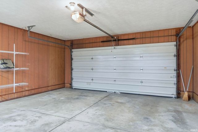 7004 E CR 550 S, Muncie, IN 47302