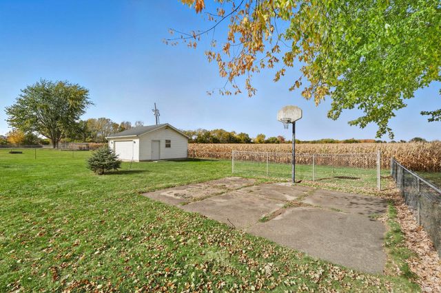 7004 E CR 550 S, Muncie, IN 47302