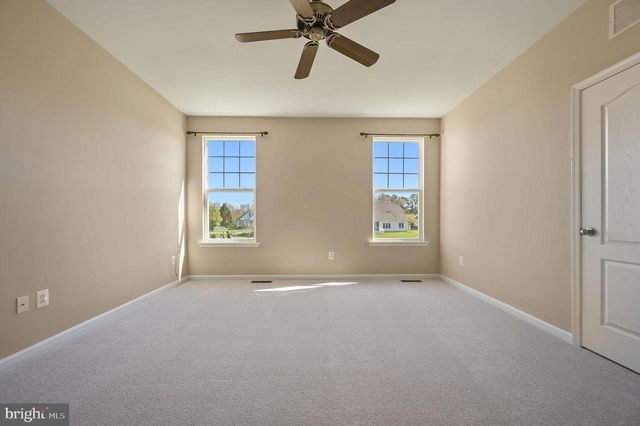 392 WINESAP LN, Dover, DE 19901