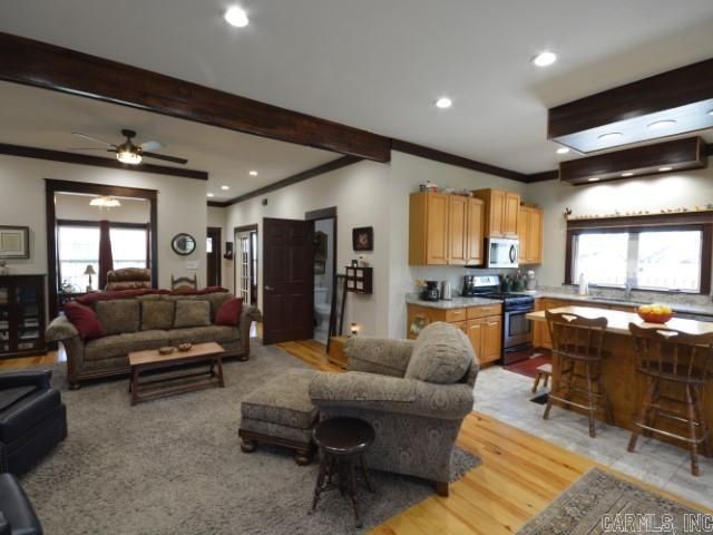 818 Canterbury Street, Benton, AR 72015