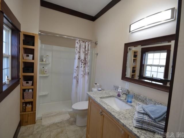 818 Canterbury Street, Benton, AR 72015