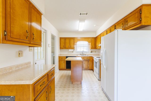 3772 Robin Lane, Valdosta, GA 31605