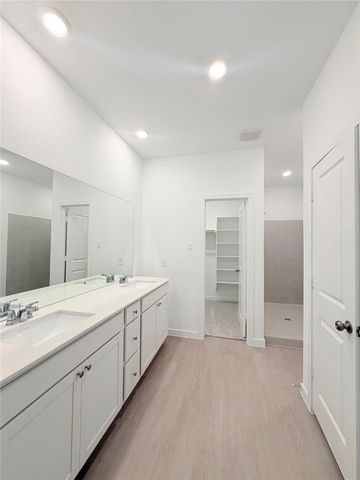 9311 Golden Dorado, Baytown, TX 77521