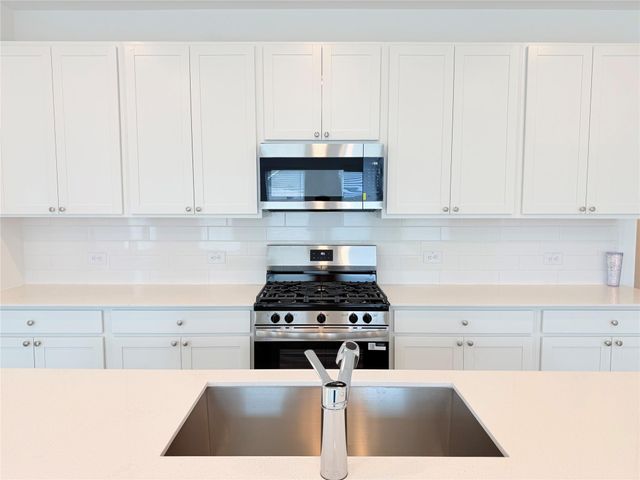 9311 Golden Dorado, Baytown, TX 77521