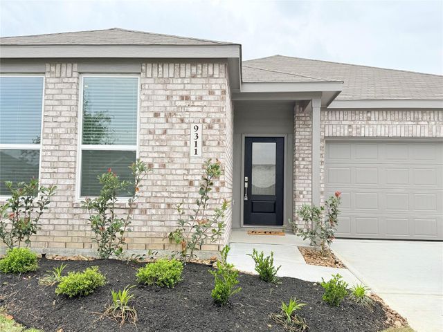 9311 Golden Dorado, Baytown, TX 77521
