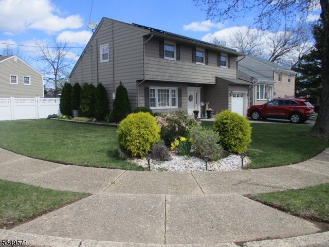 26 Donna Ct, Nutley Twp., NJ 07110