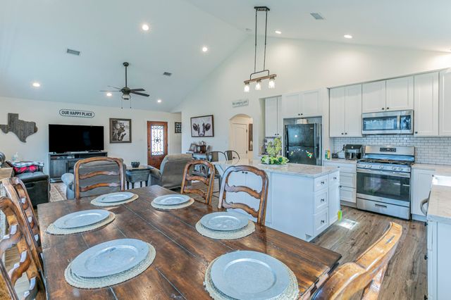 145 HCR 2131, Whitney, TX 76692