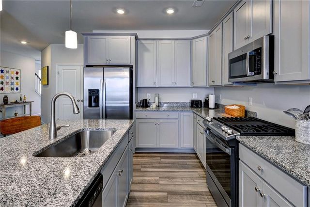 4107 Lord Dunmore DR, Williamsburg, VA 23188