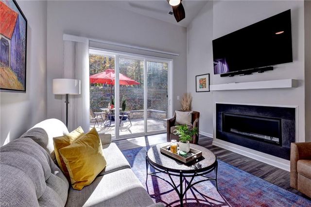 4107 Lord Dunmore DR, Williamsburg, VA 23188