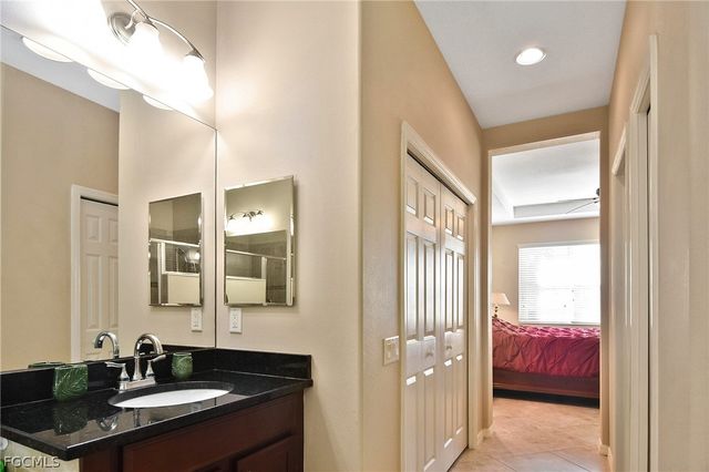 2640 Maraval CT, Cape Coral, FL 33991