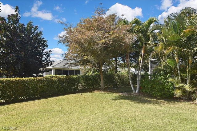 2640 Maraval CT, Cape Coral, FL 33991