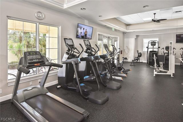 2640 Maraval CT, Cape Coral, FL 33991