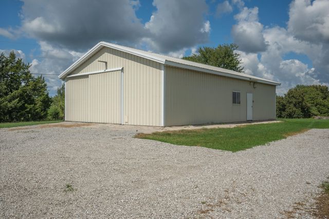 25248 State Hwy 76, Cassville, MO 65625