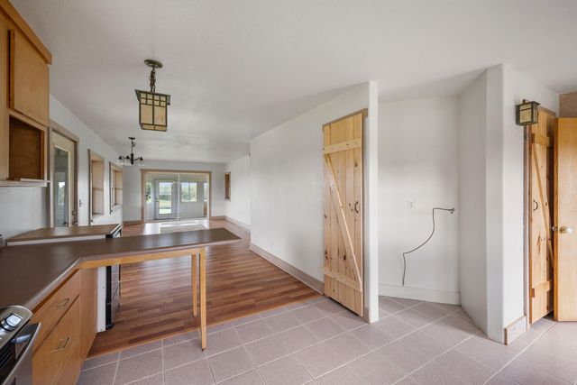 25248 State Hwy 76, Cassville, MO 65625