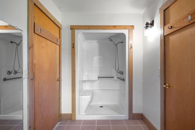 25248 State Hwy 76, Cassville, MO 65625