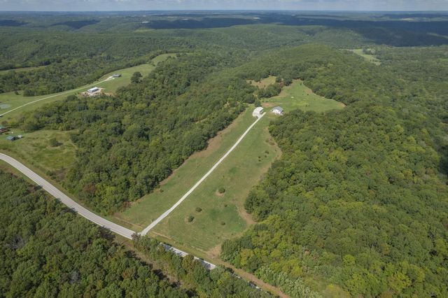 25248 State Hwy 76, Cassville, MO 65625