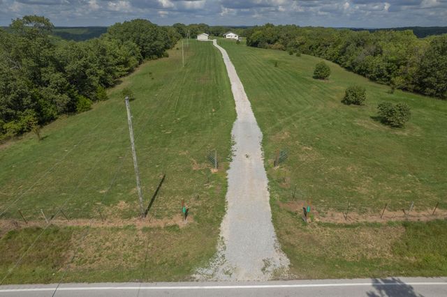 25248 State Hwy 76, Cassville, MO 65625