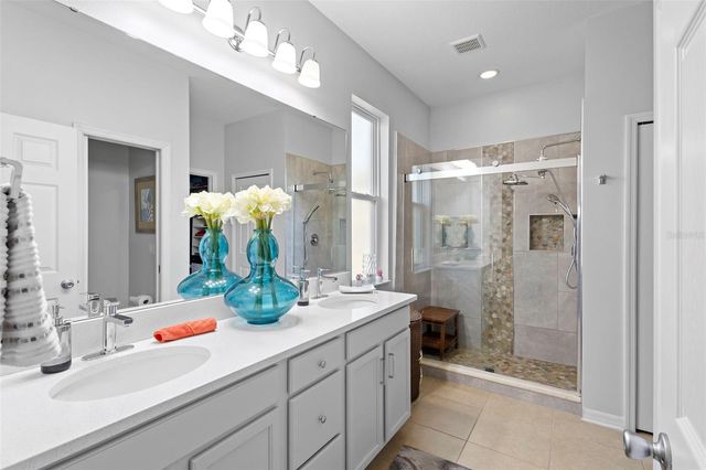 641 BRIDGEFORD CROSSING BOULEVARD, Davenport, FL 33837